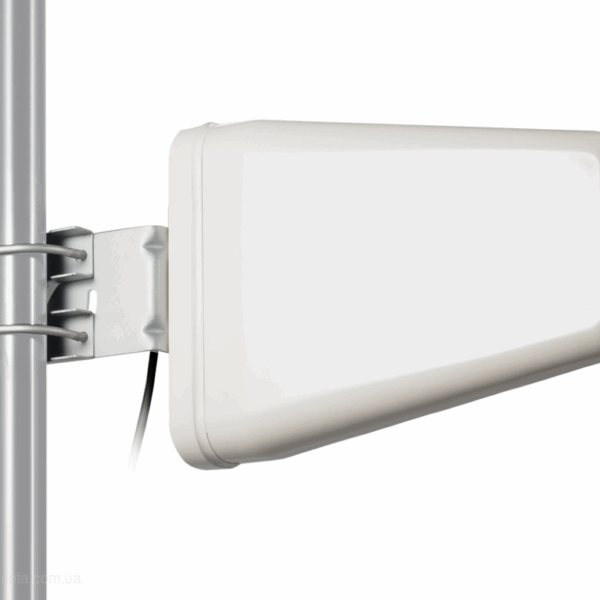 Логоперіодична трьох діапазонна антена BBT-0660LP1011V065, 698-6000 МГц